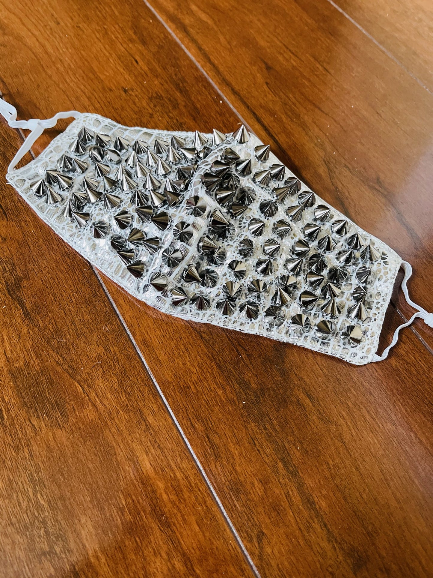 Kalia Face Mask - Shoe Snobb