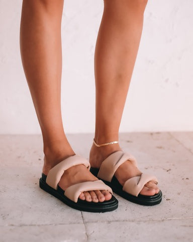 Rhett Flats
