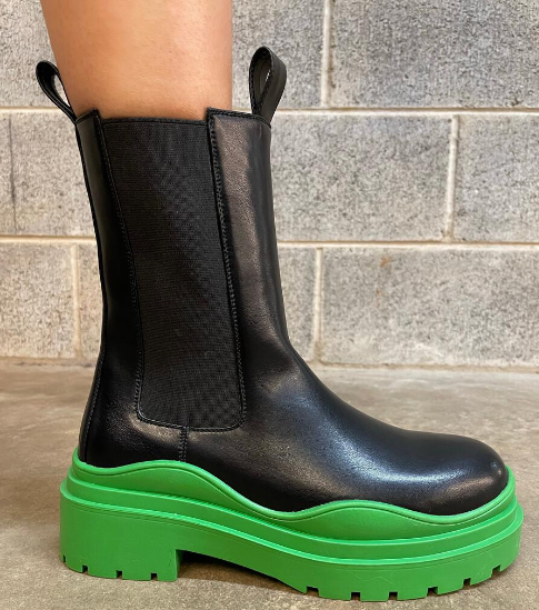 Ghosted - Shoe Snobb